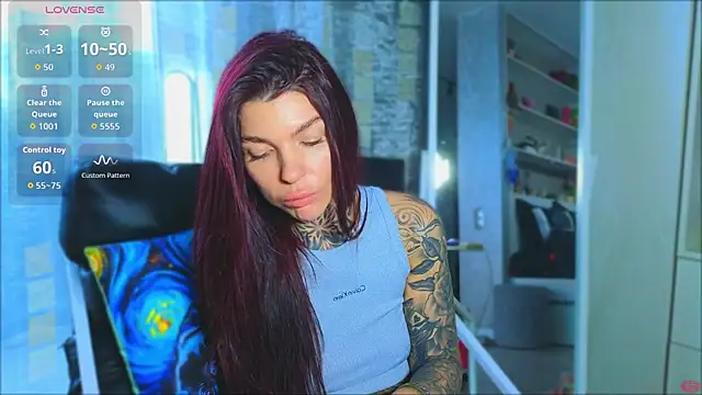 tattooedBabyy online show from May 19, 2026, 10:21 am
