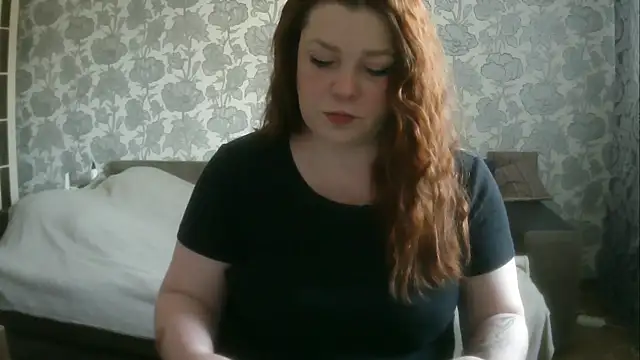 Snapshot of Sabrina_Poison chatting on May 5, 2026, 2:52 am Sabrina Poison online show from May 5, 2026, 2:52 am