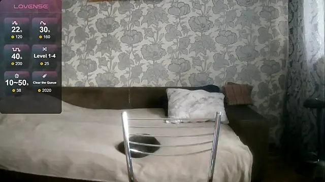 Snapshot of Sabrina_Poison chatting on June 3, 2026, 2:47 am Sabrina Poison online show from June 3, 2026, 2:47 am