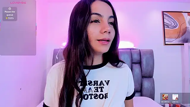 martina mancini online show from February 11, 2026, 12:32 pm