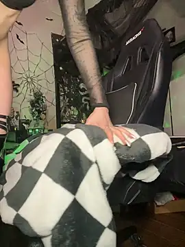 marleymaxwell online show from January 4, 2025, 4:55 am