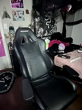 marleymaxwell online show from September 21, 2025, 4:47 am