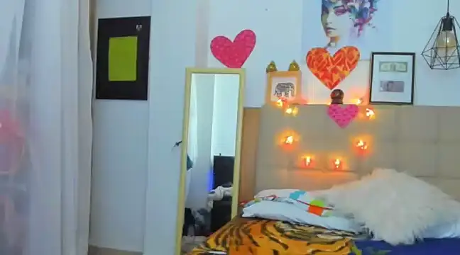 fiorella foxxx online show from February 20, 2025, 4:18 am