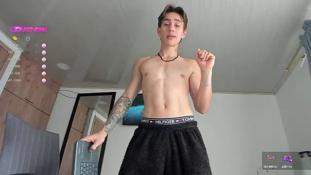 Snapshot of manucute_23_ chatting on February 23, 2025, 2:46 pm manucute 23 online show from February 23, 2025, 2:46 pm