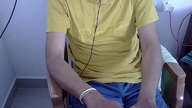 The SHY uncut online show from May 12, 2026, 3:47 am