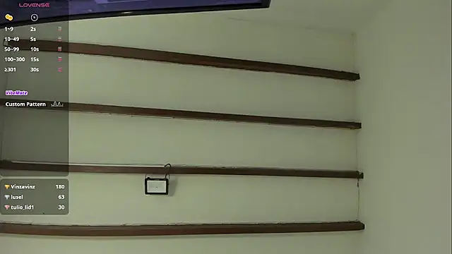 Oriana Guzman online show from December 30, 2024, 7:11 pm