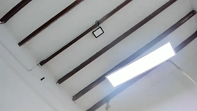 Oriana Guzman online show from February 20, 2025, 7:08 pm