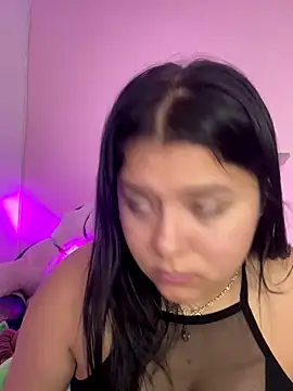 Oriana Guzman online show from November 20, 2025, 11:26 pm