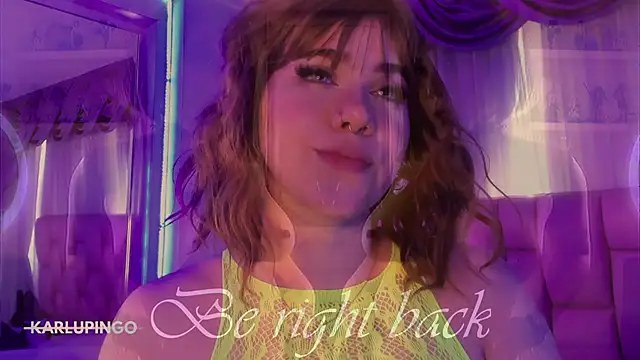 albaismynameX online show from December 18, 2024, 6:14 pm