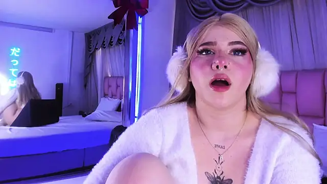 albaismynameX online show from December 20, 2024, 3:10 pm