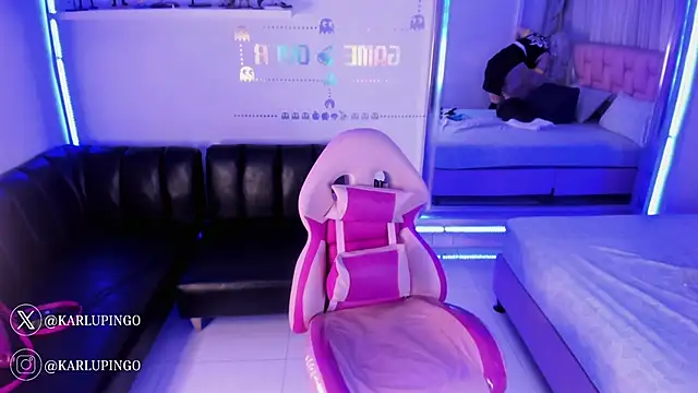 albaismynameX online show from January 14, 2025, 12:14 pm