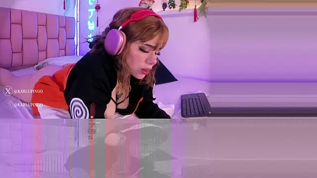 albaismynameX online show from February 12, 2025, 12:12 pm