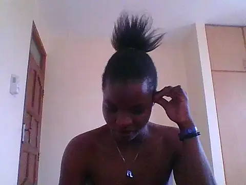 hotgal1112 online show from September 12, 2025, 9:42 am