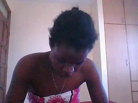 hotgal1112 online show from September 29, 2025, 11:48 am