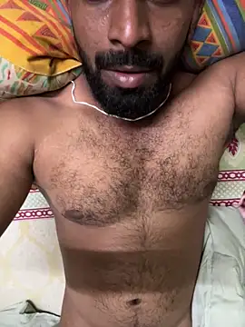 Handsomehunk 4U online show from December 22, 2025, 6:16 pm