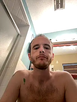 tleaper21101 online show from November 14, 2025, 2:16 pm