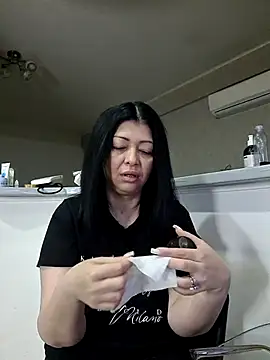 Milf Abigail online show from February 8, 2026, 3:21 am