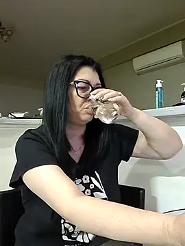 Milf Abigail online show from March 9, 2026, 2:37 am