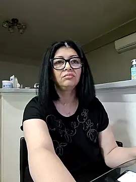 Snapshot of Milf_Abigail chatting on April 20, 2026, 2:36 am Milf Abigail online show from April 20, 2026, 2:36 am