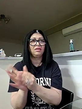 Snapshot of Milf_Abigail chatting on May 9, 2026, 2:06 am Milf Abigail online show from May 9, 2026, 2:06 am