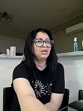 Snapshot of Milf_Abigail chatting on May 29, 2026, 2:53 am Milf Abigail online show from May 29, 2026, 2:53 am