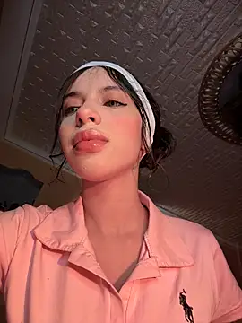 Snapshot of ORLA86 chatting on September 23, 2025, 11:19 pm ORLA86 online show from September 23, 2025, 11:19 pm