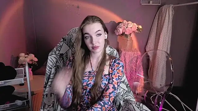 Snapshot of LissaCain chatting on June 30, 2026, 3:24 pm LissaCain online show from June 30, 2026, 3:24 pm