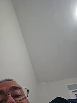 Snapshot of polla_calientes47 chatting on November 29, 2025, 6:44 pm polla calientes47 online show from November 29, 2025, 6:44 pm