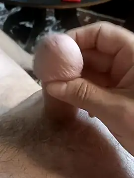 Snapshot of massive_cum chatting on July 16, 2026, 1:50 pm massive cum online show from July 16, 2026, 1:50 pm