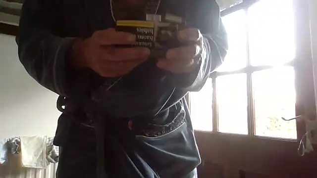 jakjak106 online show from April 3, 2026, 8:34 am