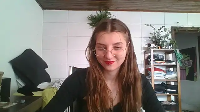 SweetyBabyDemon online show from September 26, 2025, 6:23 pm