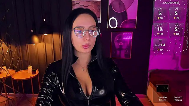 Christy Calypso online show from December 2, 2024, 11:07 pm