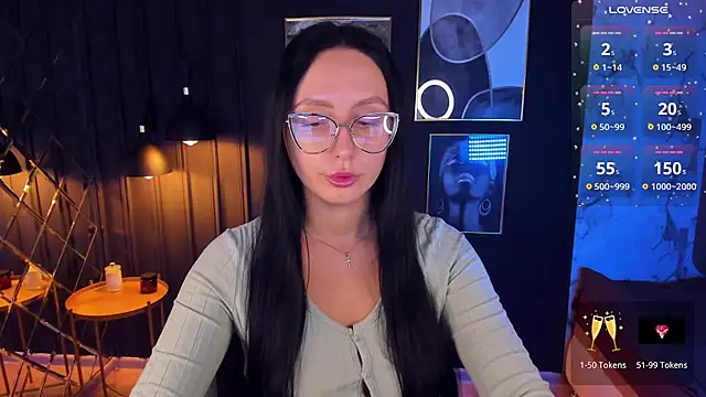Christy Calypso online show from December 10, 2024, 10:47 pm