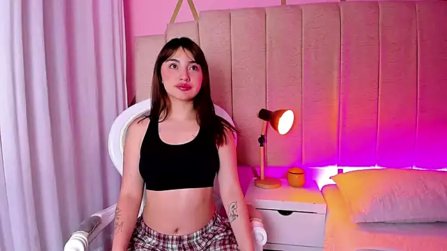 Snapshot of Damian_n_Maya chatting on January 30, 2025, 8:54 am Damian n Maya online show from January 30, 2025, 8:54 am