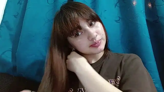 Snapshot of Damian_n_Maya chatting on February 21, 2025, 3:01 am Damian n Maya online show from February 21, 2025, 3:01 am