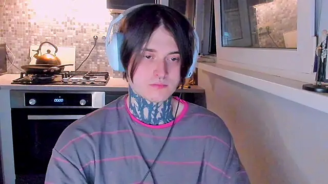  torfin  online show from March 17, 2026, 11:19 pm