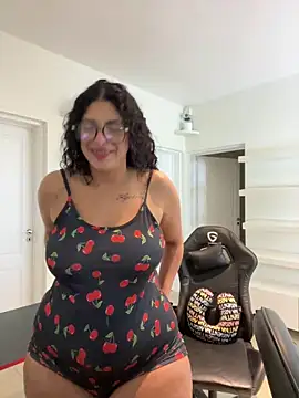Shura xxxBig online show from June 20, 2026, 10:23 pm