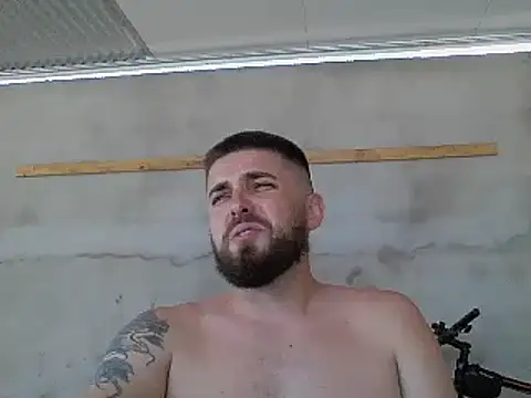 Snapshot of Dat1994 chatting on December 30, 2024, 6:38 pm Dat1994 online show from December 30, 2024, 6:38 pm