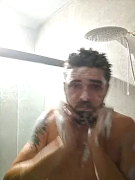 Snapshot of Dat1994 chatting on February 2, 2025, 3:21 am Dat1994 online show from February 2, 2025, 3:21 am