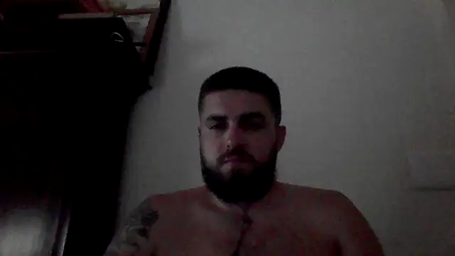 Snapshot of Dat1994 chatting on February 17, 2025, 8:15 pm Dat1994 online show from February 17, 2025, 8:15 pm