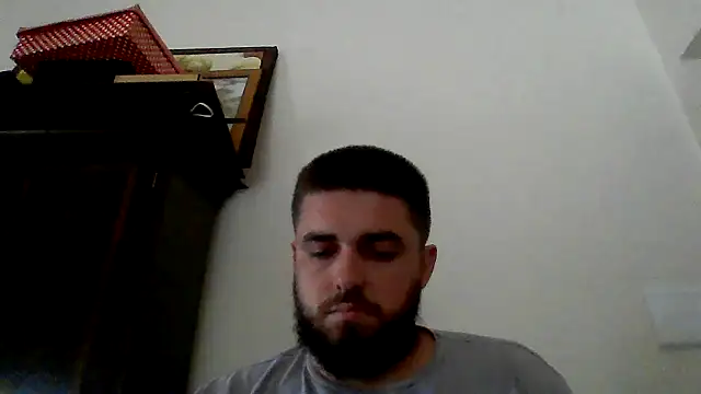 Snapshot of Dat1994 chatting on February 18, 2025, 5:10 pm Dat1994 online show from February 18, 2025, 5:10 pm