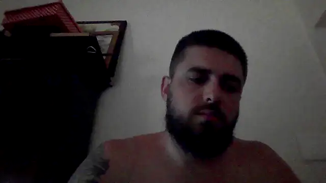 Snapshot of Dat1994 chatting on February 18, 2025, 8:36 pm Dat1994 online show from February 18, 2025, 8:36 pm