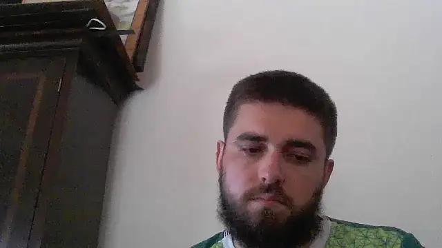 Snapshot of Dat1994 chatting on February 26, 2025, 5:28 pm Dat1994 online show from February 26, 2025, 5:28 pm