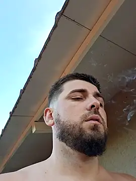 Snapshot of Dat1994 chatting on March 12, 2025, 7:28 pm Dat1994 online show from March 12, 2025, 7:28 pm