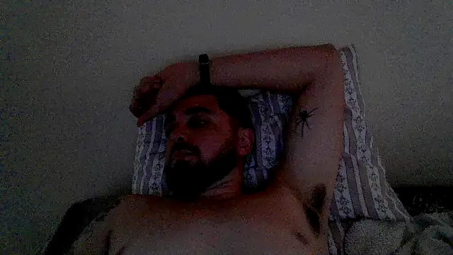 Snapshot of Dat1994 chatting on October 24, 2025, 11:28 am Dat1994 online show from October 24, 2025, 11:28 am