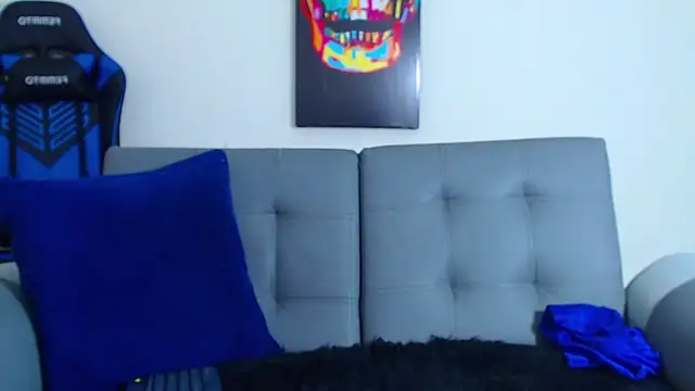 Tristan-bm online show from February 9, 2025, 10:42 am