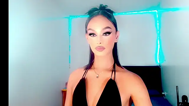  Riannagarcia  online show from December 18, 2025, 3:45 am