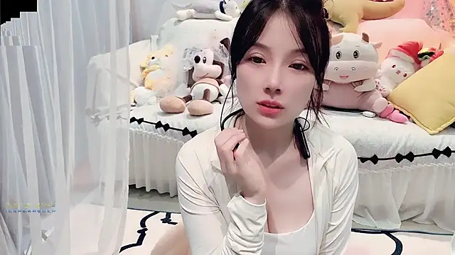 Snapshot of AKiKi711 chatting on September 20, 2025, 4:52 pm AKiKi711 online show from September 20, 2025, 4:52 pm