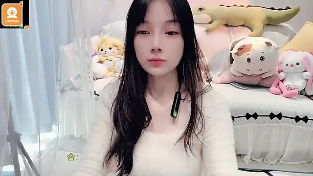 Snapshot of AKiKi711 chatting on October 26, 2025, 4:18 am AKiKi711 online show from October 26, 2025, 4:18 am