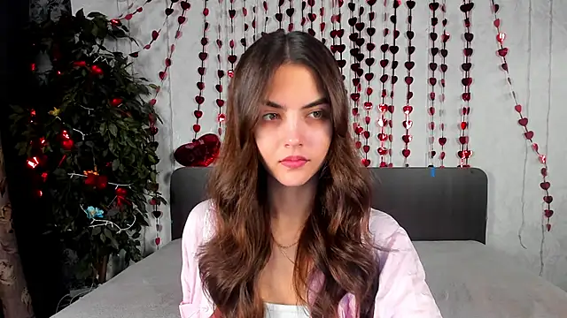 Milana Crystal  online show from February 13, 2026, 8:10 am